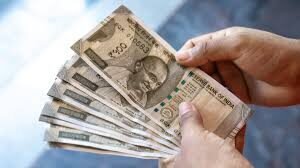 Rupee Slips Past 91 Against Dollar Amid Hedging Demand and US-India Trade Deadlock