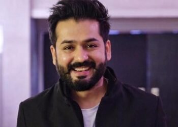 Aditya Dhar’s ‘Dhurandhar’ Storms Global Box Office: How a 2002 Cricket Snub birthed a Bollywood Visionary